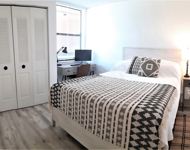 950 Egret Circle - Photo Thumbnail 31