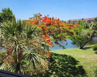 950 Egret Circle - Photo Thumbnail 34