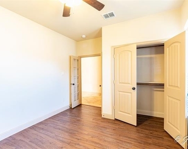 3125 Granite Rock Trail - Photo Thumbnail 7