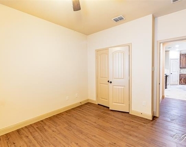 3125 Granite Rock Trail - Photo Thumbnail 33