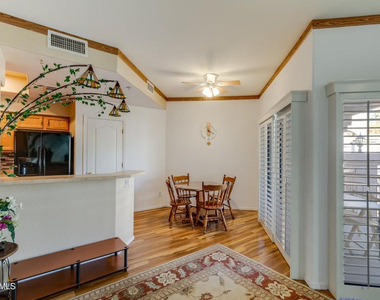 9151 W Greenway Road - Photo Thumbnail 6