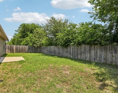 3017 N Hickory Street - Photo Thumbnail 30