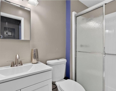 540 Nw 43rd Street - Photo Thumbnail 6