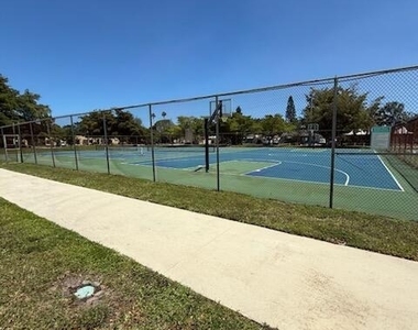 540 Nw 43rd Street - Photo Thumbnail 19