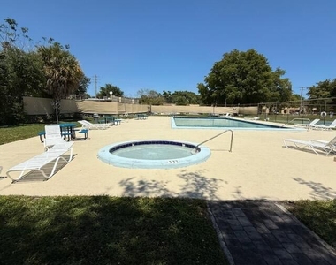 540 Nw 43rd Street - Photo Thumbnail 18