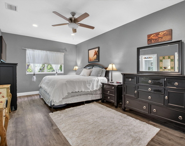 2626 Webb Avenue - Photo Thumbnail 12