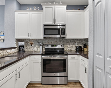 2626 Webb Avenue - Photo Thumbnail 9