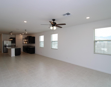 19968 W Rancho Drive - Photo Thumbnail 2