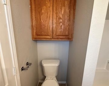 209 Blue Bell Court - Photo Thumbnail 22