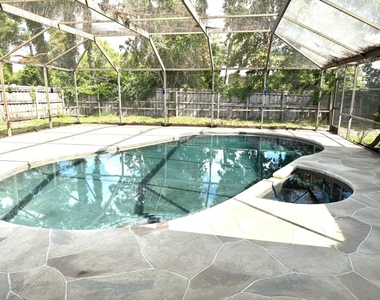 409 Se Voltair Terrace - Photo Thumbnail 16