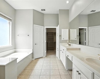 8220 Holliday Road - Photo Thumbnail 19