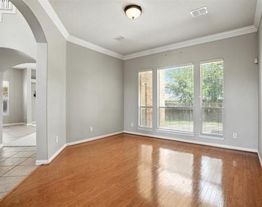 8220 Holliday Road - Photo Thumbnail 7