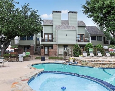3109 Sondra Drive - Photo Thumbnail 13