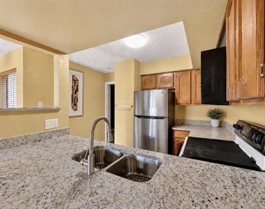 3109 Sondra Drive - Photo Thumbnail 4