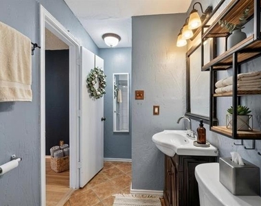 3109 Sondra Drive - Photo Thumbnail 9