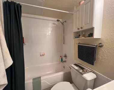 2501 S Ocean Drive - Photo Thumbnail 11