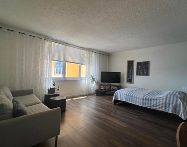 2501 S Ocean Drive - Photo Thumbnail 2