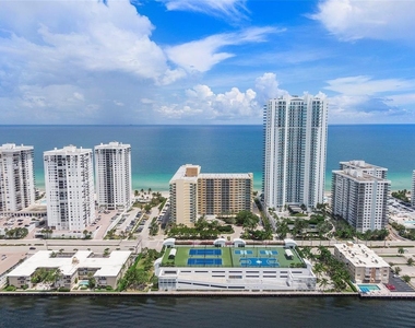 2501 S Ocean Drive - Photo Thumbnail 24