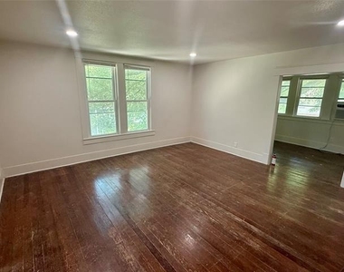 715 W Hickory Street - Photo Thumbnail 1