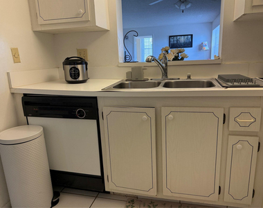 2900 Sw 22nd Avenue - Photo Thumbnail 12