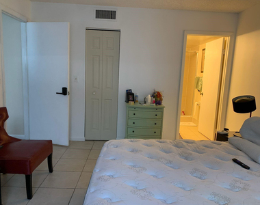 2900 Sw 22nd Avenue - Photo Thumbnail 13