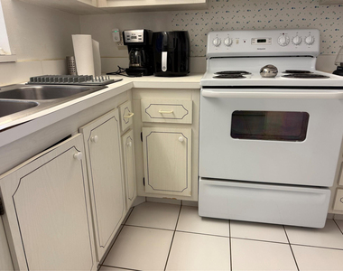 2900 Sw 22nd Avenue - Photo Thumbnail 11