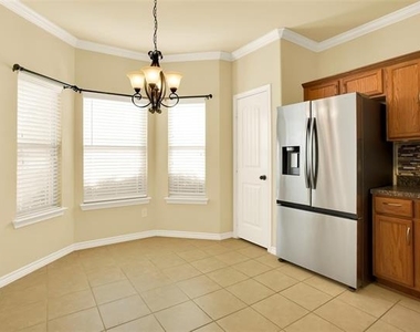 4813 Pinnacle Place - Photo Thumbnail 6