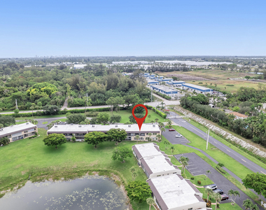 118 Lake Constance Drive - Photo Thumbnail 23