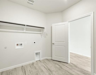 920 Elk Ridge Run - Photo Thumbnail 20