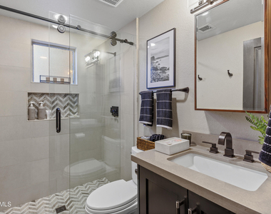 15221 N Clubgate Drive - Photo Thumbnail 26