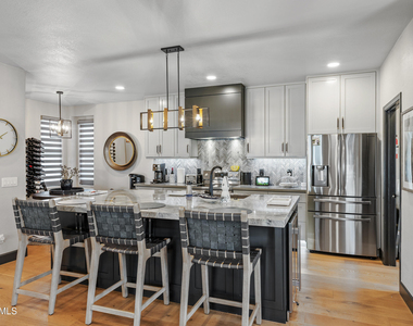 15221 N Clubgate Drive - Photo Thumbnail 3