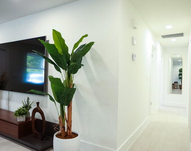 1502 Nw 4th Avenue - Photo Thumbnail 7