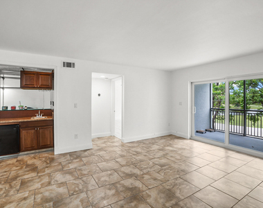 16141 Blatt Boulevard - Photo Thumbnail 9