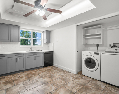 16141 Blatt Boulevard - Photo Thumbnail 13