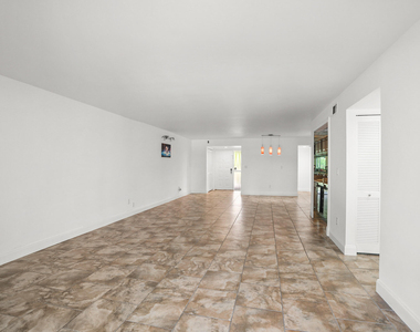 16141 Blatt Boulevard - Photo Thumbnail 5