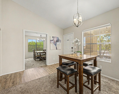 6885 E Cochise Road - Photo Thumbnail 7