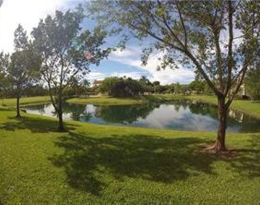 4785 Sw 62nd Avenue - Photo Thumbnail 1