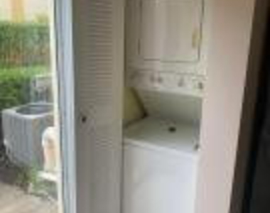 4785 Sw 62nd Avenue - Photo Thumbnail 9