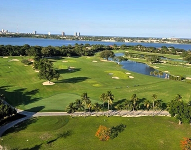 2400 Presidential Way - Photo Thumbnail 32