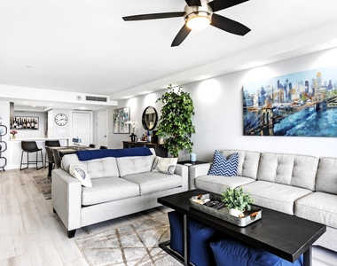 2400 Presidential Way - Photo Thumbnail 1