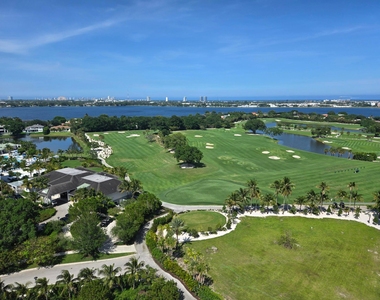 2400 Presidential Way - Photo Thumbnail 22