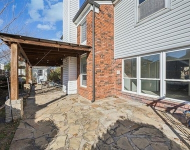 709 Bridget Way - Photo Thumbnail 26