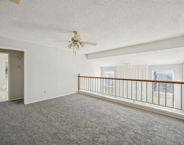 709 Bridget Way - Photo Thumbnail 20