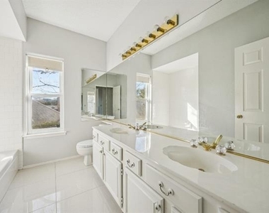 709 Bridget Way - Photo Thumbnail 24