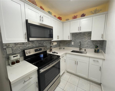 720 Orton Avenue - Photo Thumbnail 20