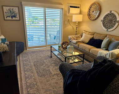 720 Orton Avenue - Photo Thumbnail 13