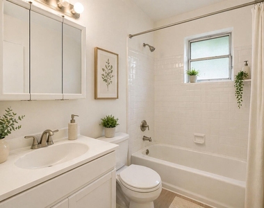 210 Ne 38th Street - Photo Thumbnail 5
