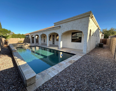 831 W Sycamore Court - Photo Thumbnail 1