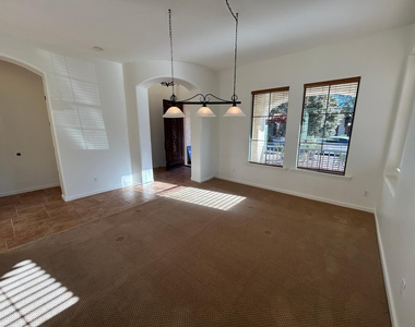 831 W Sycamore Court - Photo Thumbnail 33