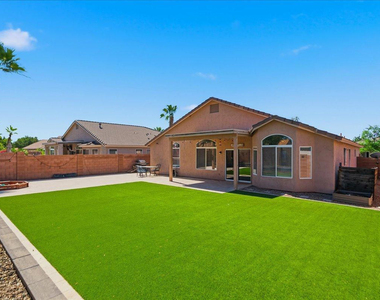 4414 E Villa Rita Drive - Photo Thumbnail 33